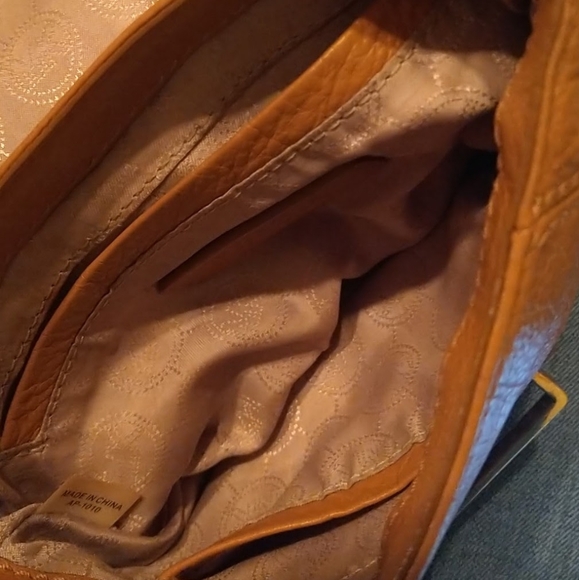 Michael Kors Tan Leather Crossbody Fold over Bag - Picture 2 of 3